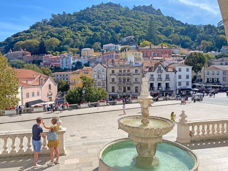 Discover Sintra: The enchanted village